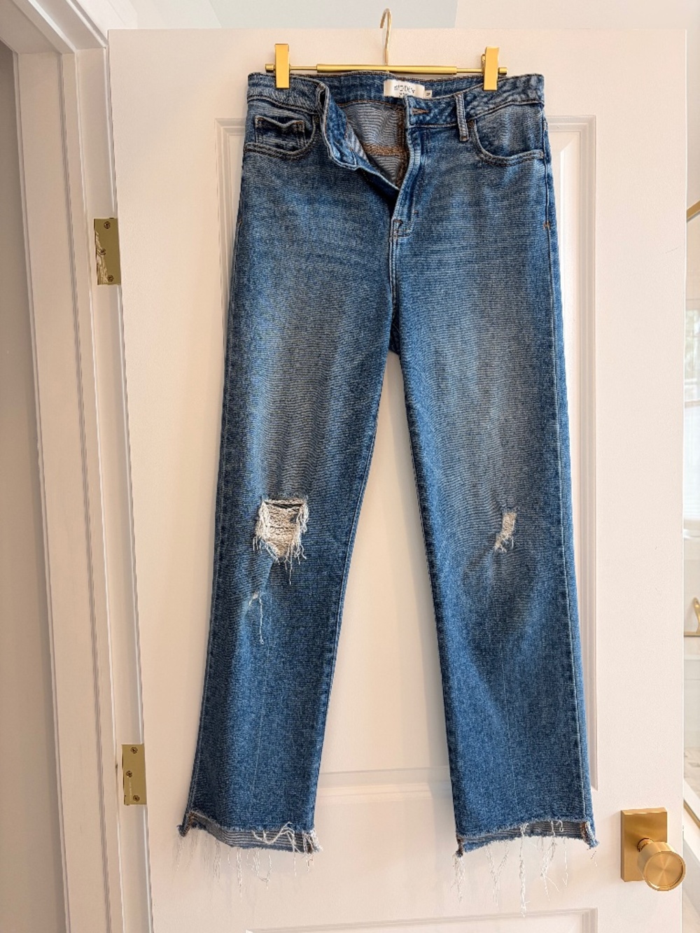Like New Size 29 Women’s Hidden Jeans